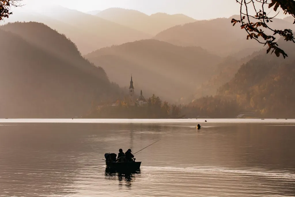 pesca a spinning sul lago di Bled